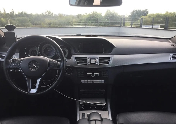 Mercedes-Benz Klasa E cena 59999 przebieg: 256400, rok produkcji 2014 z Wrocław małe 67